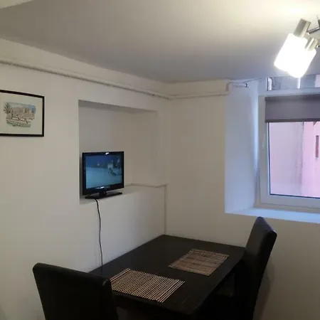 Charming Downtown Ioana