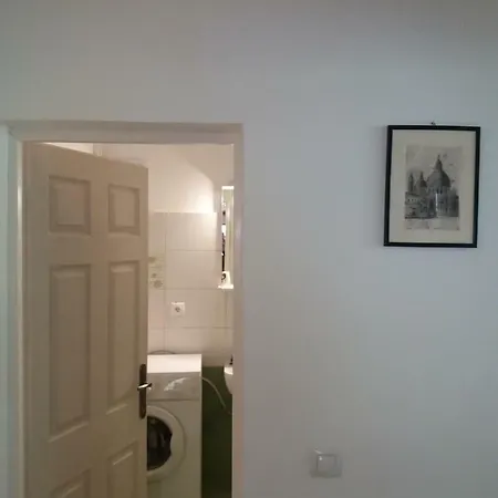 Charming Downtown Apartment Brasov