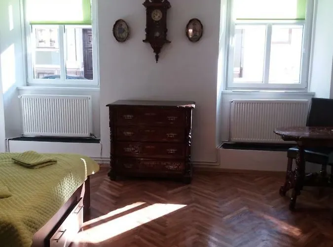 Charming Downtown Ioana * Brasov